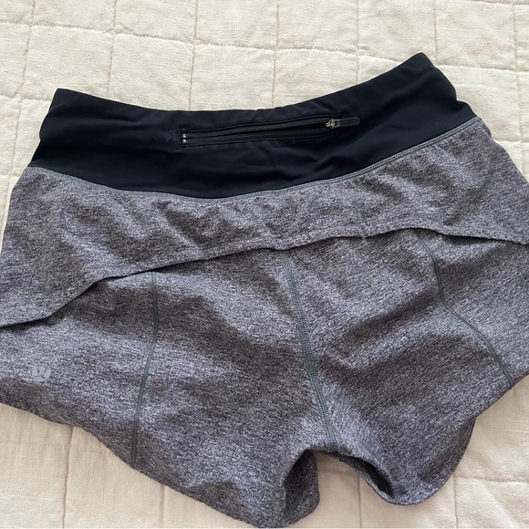 Lululemon speed up shorts size 4 - Picture 4 of 4